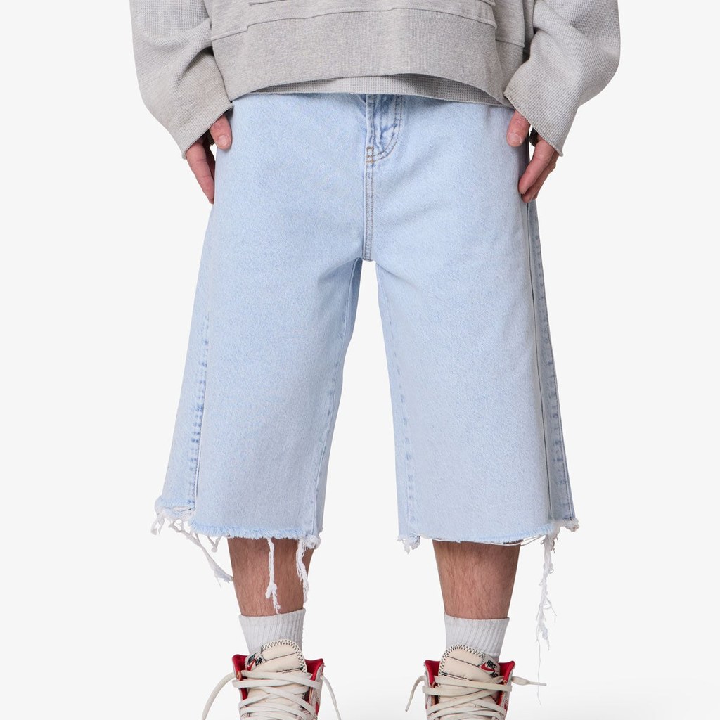 mnml Ultra Baggy Cut Off Denim Shorts - Light Blue